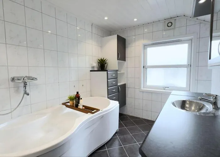 Modern With Incredible Panoramic Views