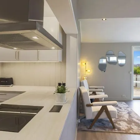 Modern With Incredible Panoramic Views