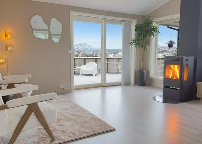 Modern With Incredible Panoramic Views