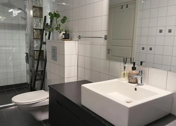 Modern With Incredible Panoramic Views Appartement